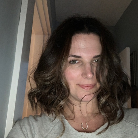 Meet your Posher, Sarah - Picture 3 of 8